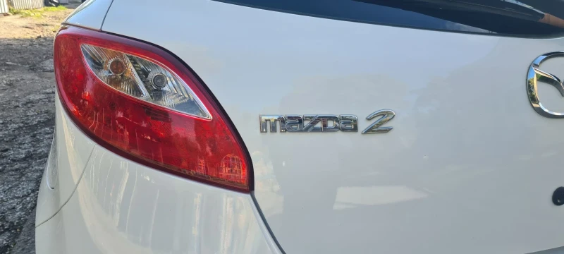 Mazda 2 От Германия Edition 75.Euro5, снимка 6 - Автомобили и джипове - 47522745