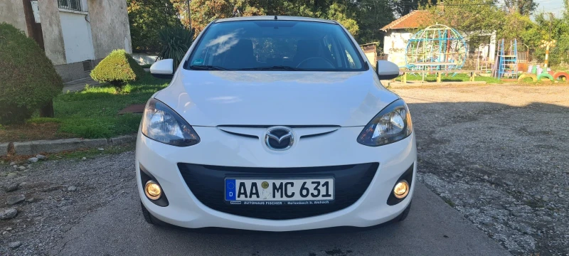 Mazda 2 От Германия Edition 75.Euro5, снимка 1 - Автомобили и джипове - 47522745