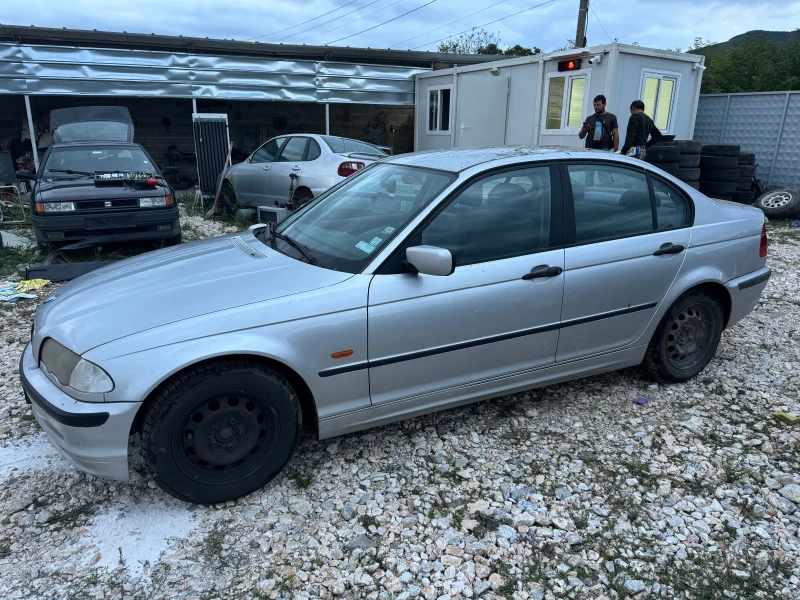 BMW 318, снимка 1 - Автомобили и джипове - 47633605