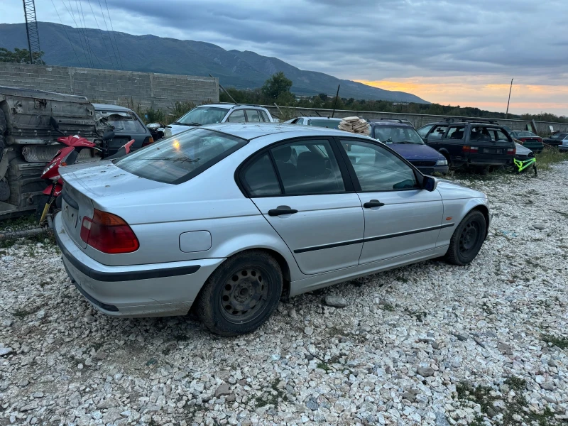 BMW 318, снимка 4 - Автомобили и джипове - 47633605