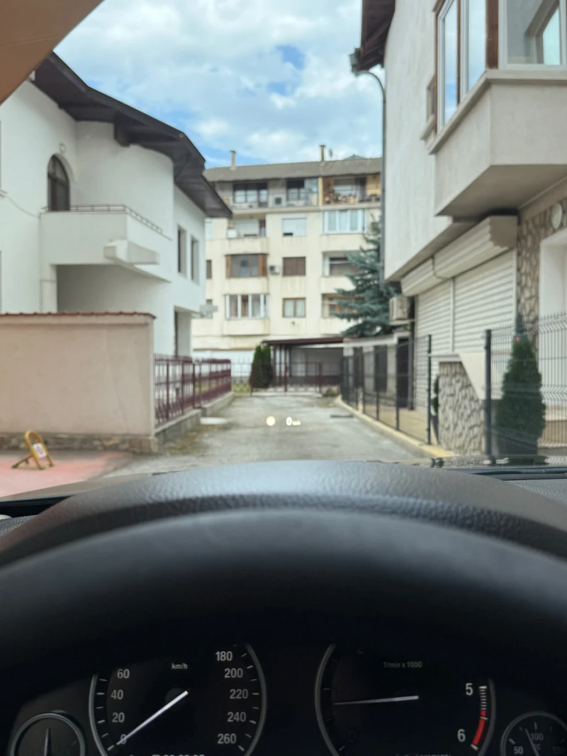 BMW 525, снимка 10 - Автомобили и джипове - 52569001