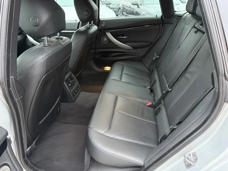 BMW 335 306к.с* M Pack* xDrive* 2015г* 172.000KM* Панорама, снимка 13 - Автомобили и джипове - 52311267