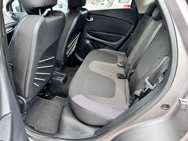 Renault Captur 1.33tce/navi/aut/лизинг, снимка 9 - Автомобили и джипове - 52668382