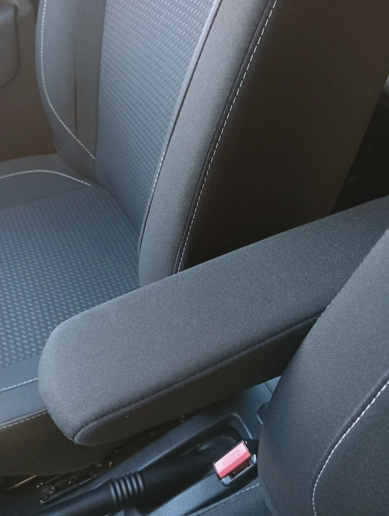 Dacia Dokker 1.5 dci  - 43 106-km , снимка 7 - Автомобили и джипове - 52741207