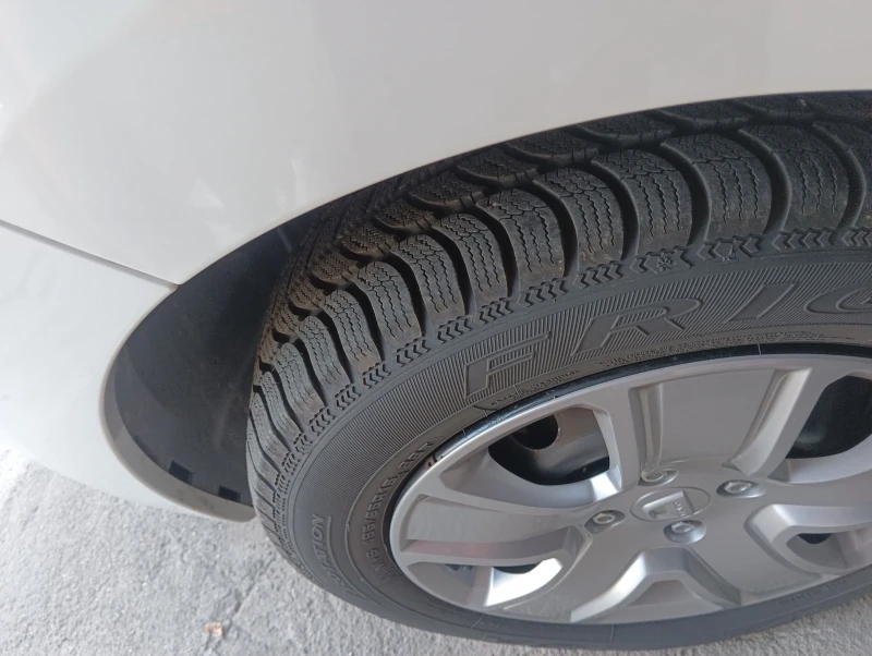 Dacia Dokker 1.5 dci  - 43 106-km , снимка 11 - Автомобили и джипове - 52741207