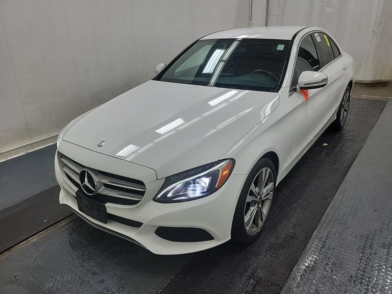 Mercedes-Benz C 300 * CARFAX * ЦЕНА ДО БГ, снимка 16 - Автомобили и джипове - 53077207