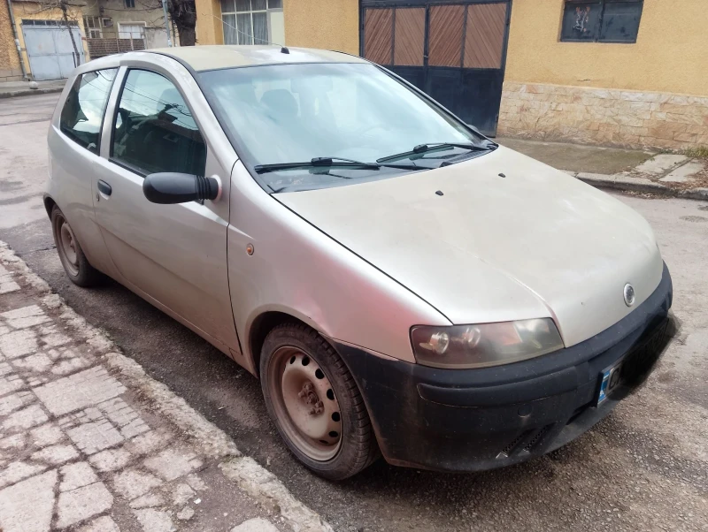Fiat Punto 1.4 16v, снимка 2 - Автомобили и джипове - 53125273