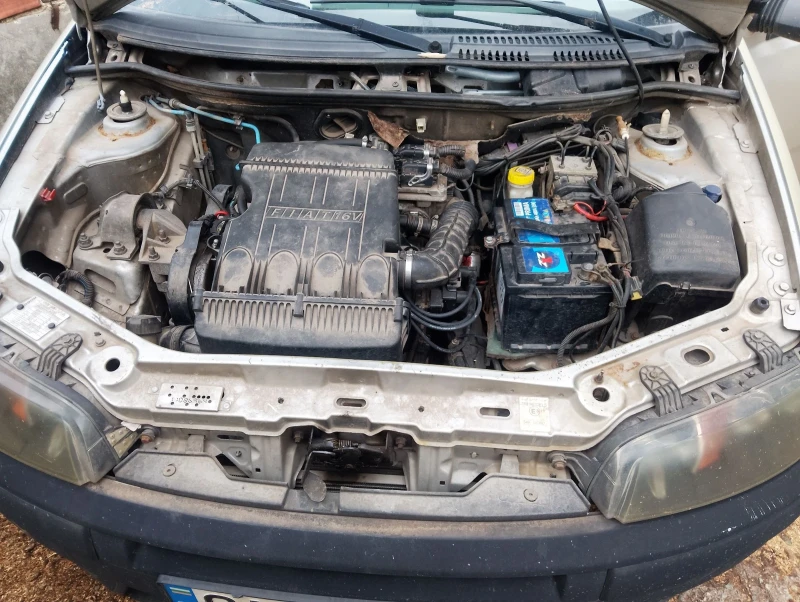 Fiat Punto 1.4 16v, снимка 5 - Автомобили и джипове - 53125273