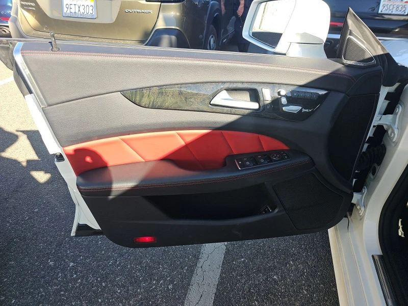 Mercedes-Benz CLS 400, снимка 8 - Автомобили и джипове - 53283943