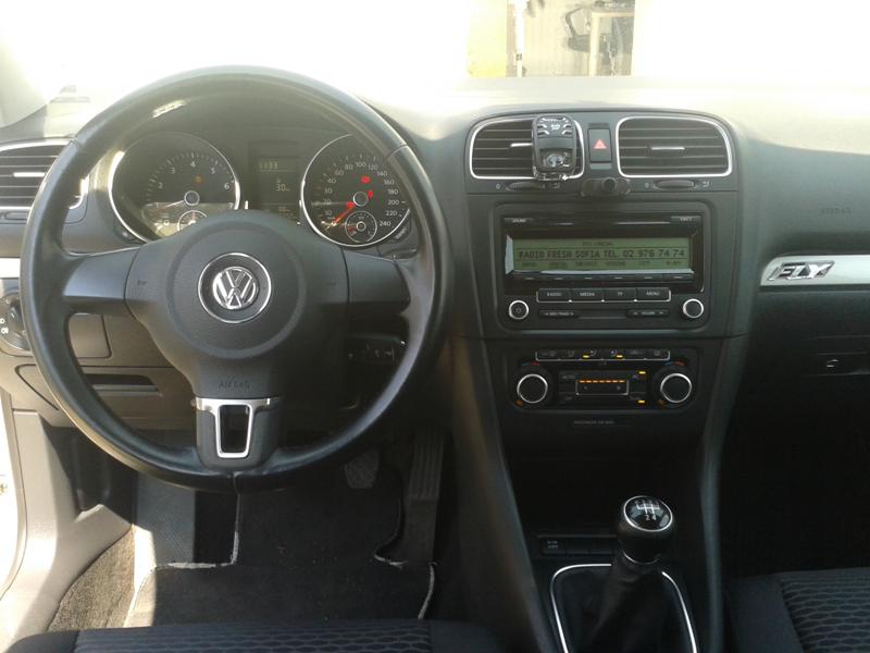 VW Golf 1.4 , снимка 11 - Автомобили и джипове - 11261569