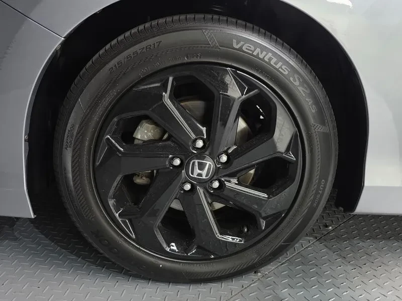 Honda Accord 2.4 9Th Generation, снимка 15 - Автомобили и джипове - 56021172