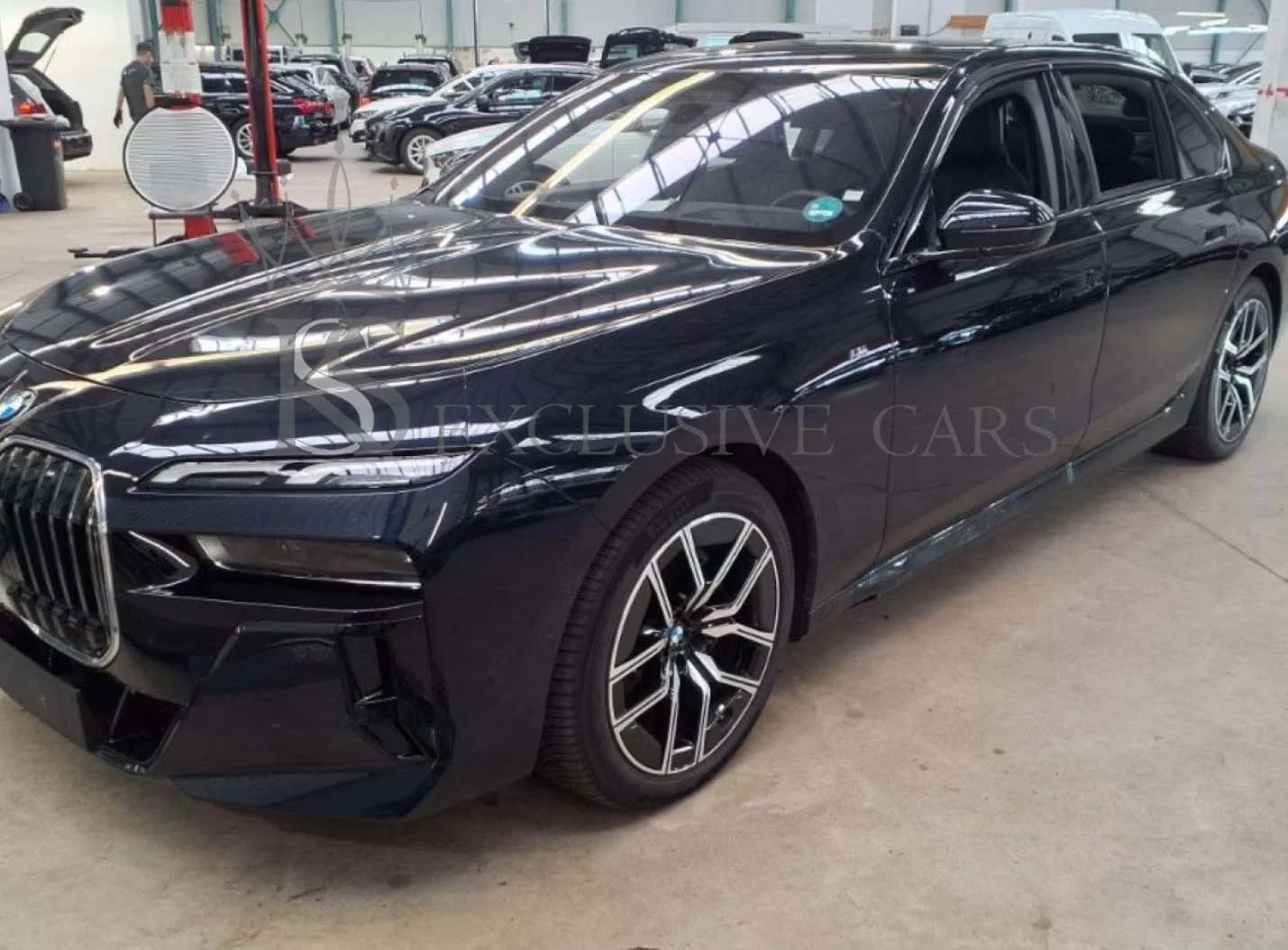 BMW 740 D* xDRIVE* M-SPORT* SKY LOUNGE* TV* , снимка 1