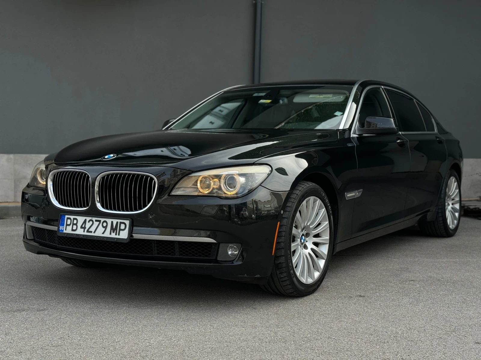 BMW 750 Long * * Нов двигател* * Пълна сервизна история - [1] 