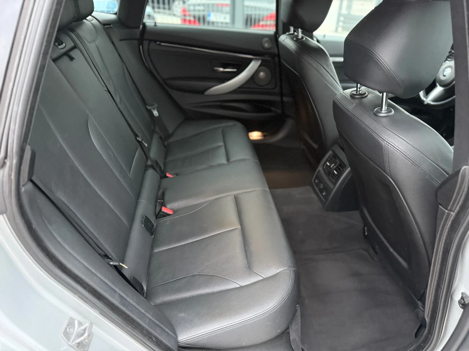 BMW 335 306.* M Pack* xDrive* 2015* 172.000KM*  | Mobile.bg   12