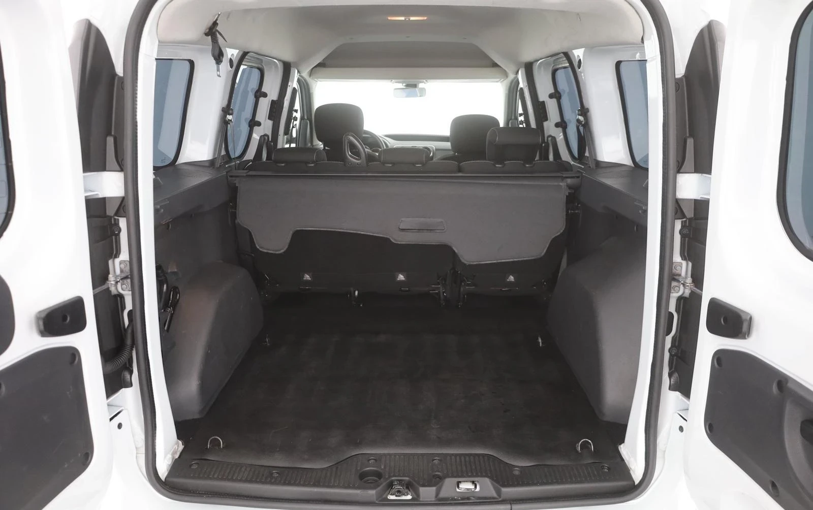 Dacia Dokker 1.5 dci  - 43 106-km  | Mobile.bg � ����������� 9