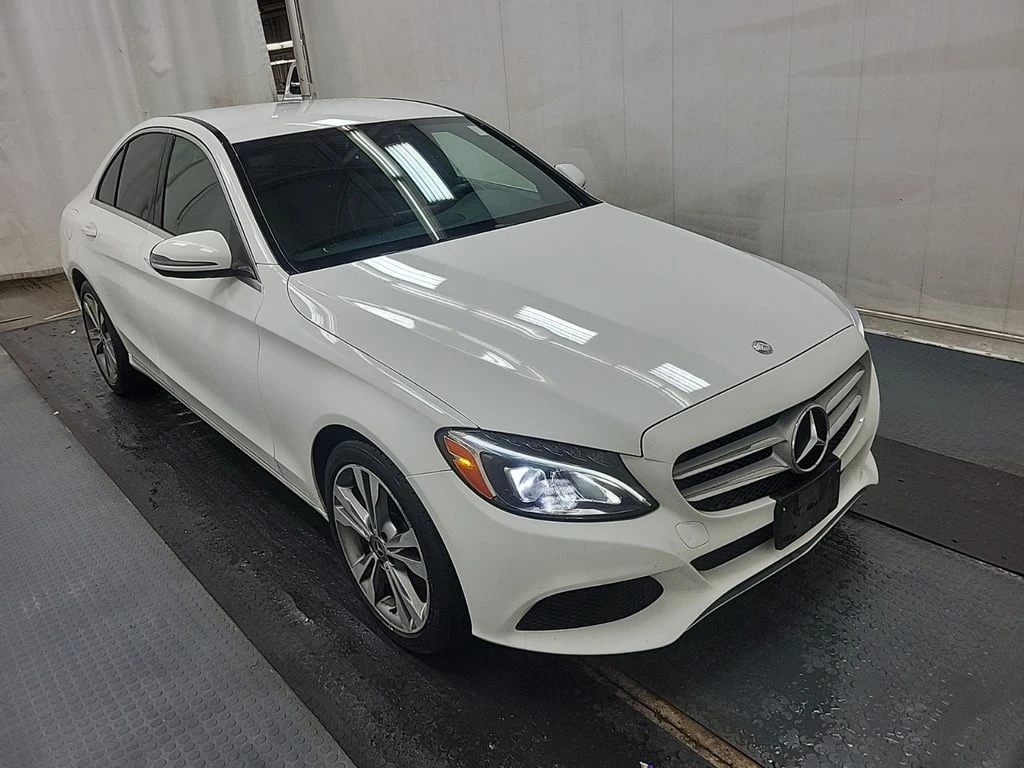 Mercedes-Benz C 300 * CARFAX * ЦЕНА ДО БГ - изображение 3