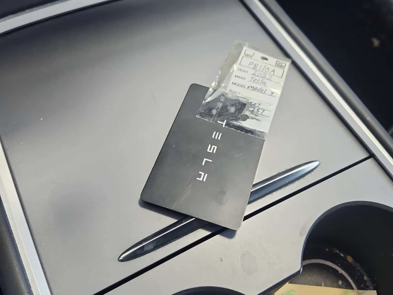 Tesla Model Y PERFORMANCE| PANORAMA| CARFAX, снимка 8 - Автомобили и джипове - 53948301