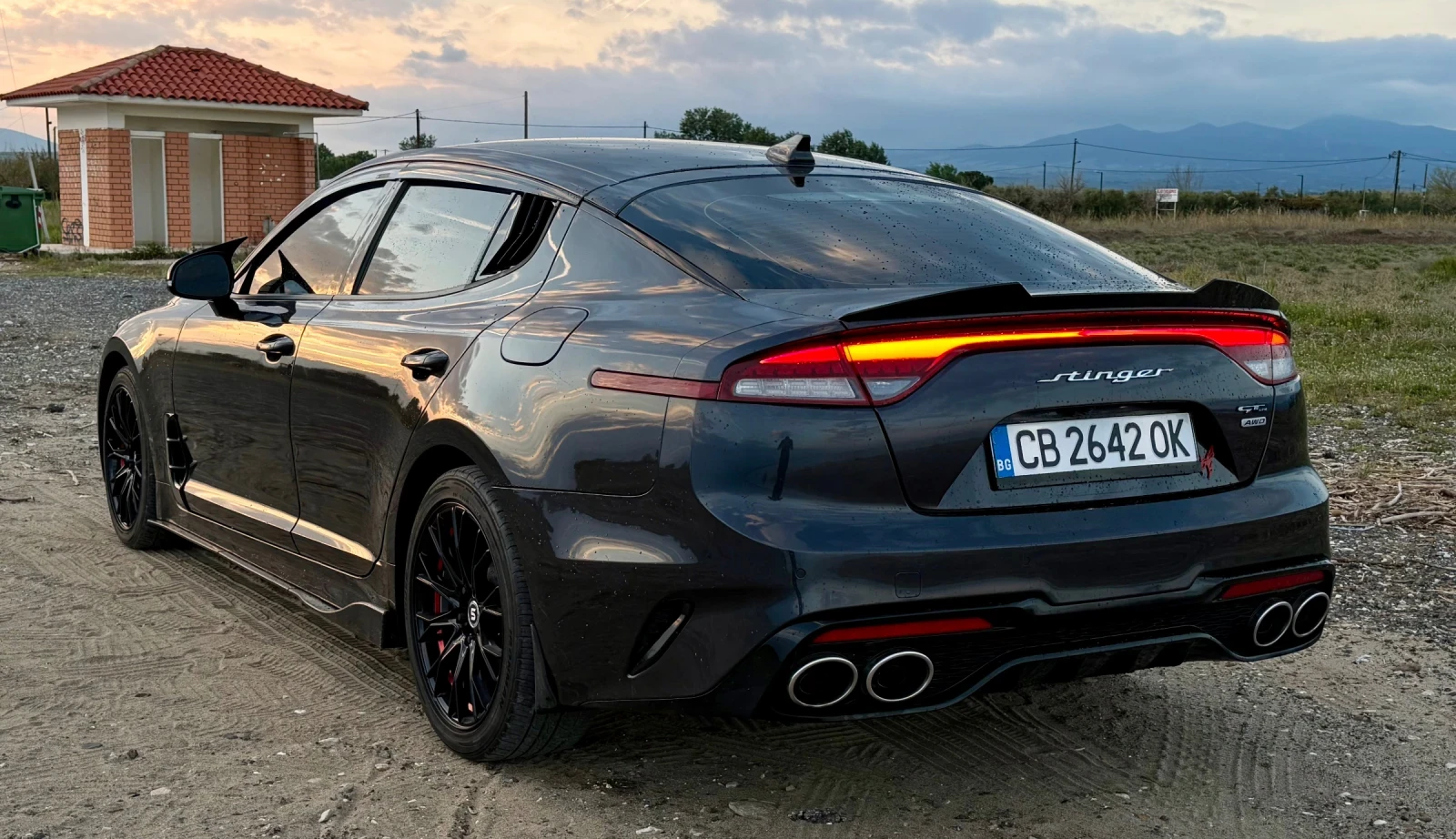 Kia Stinger, снимка 3 - Автомобили и джипове - 54168748