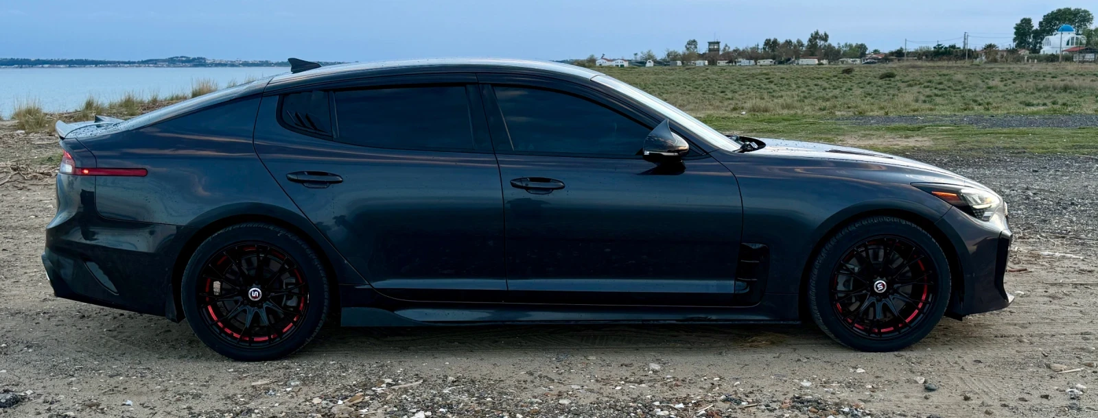 Kia Stinger, снимка 6 - Автомобили и джипове - 54168748