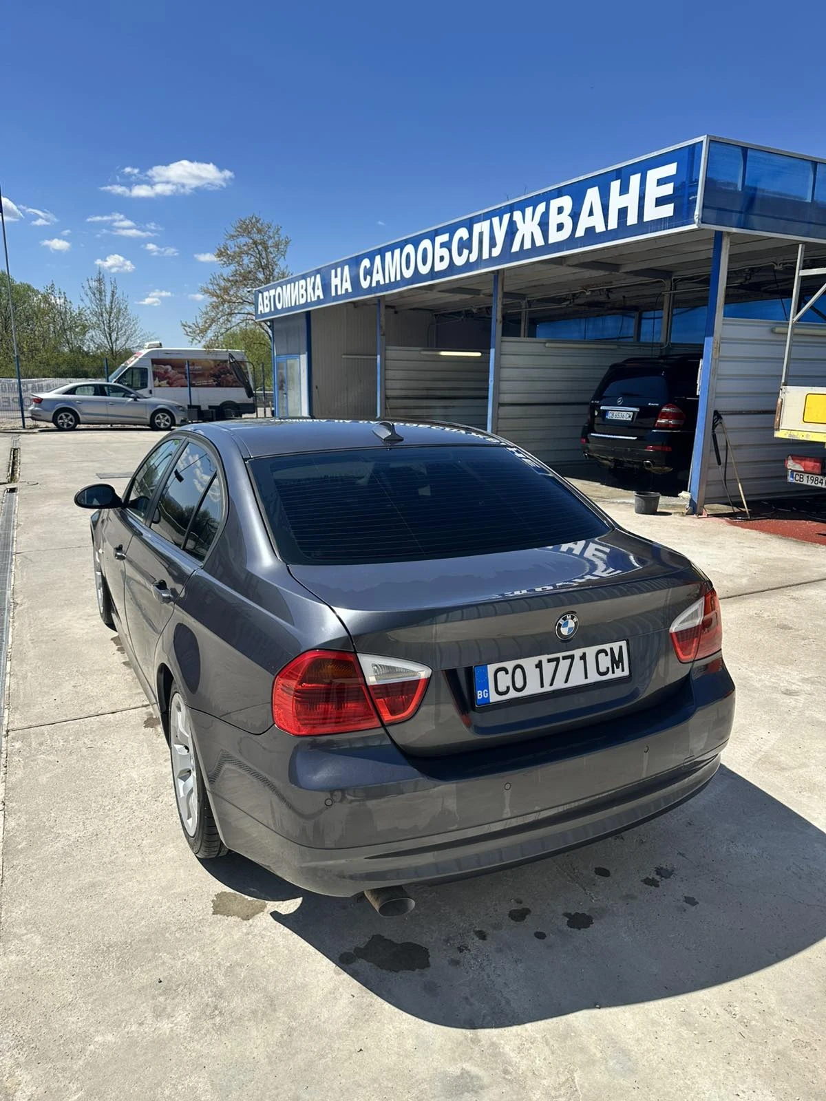 BMW 320, снимка 4 - Автомобили и джипове - 54318116