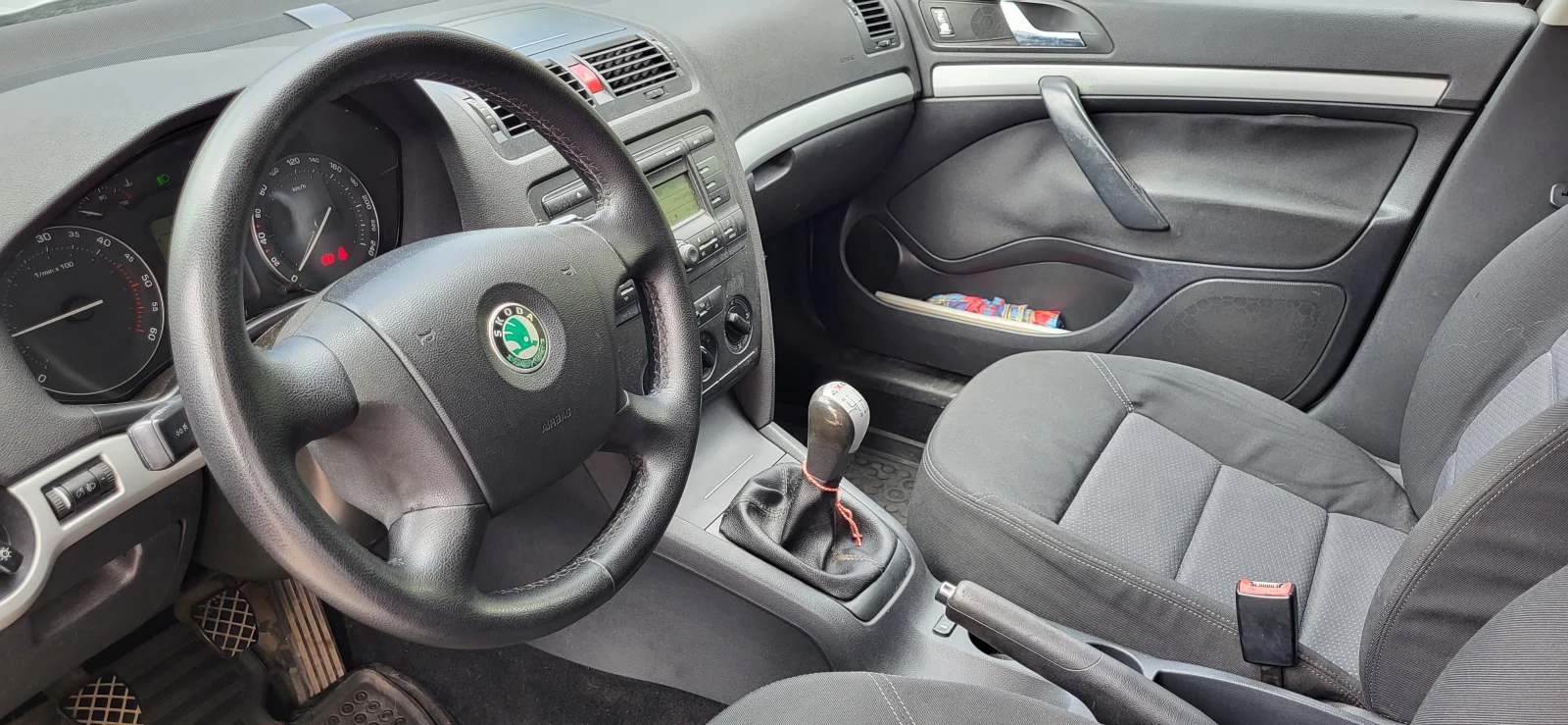 Skoda Octavia, снимка 5 - Автомобили и джипове - 54895163