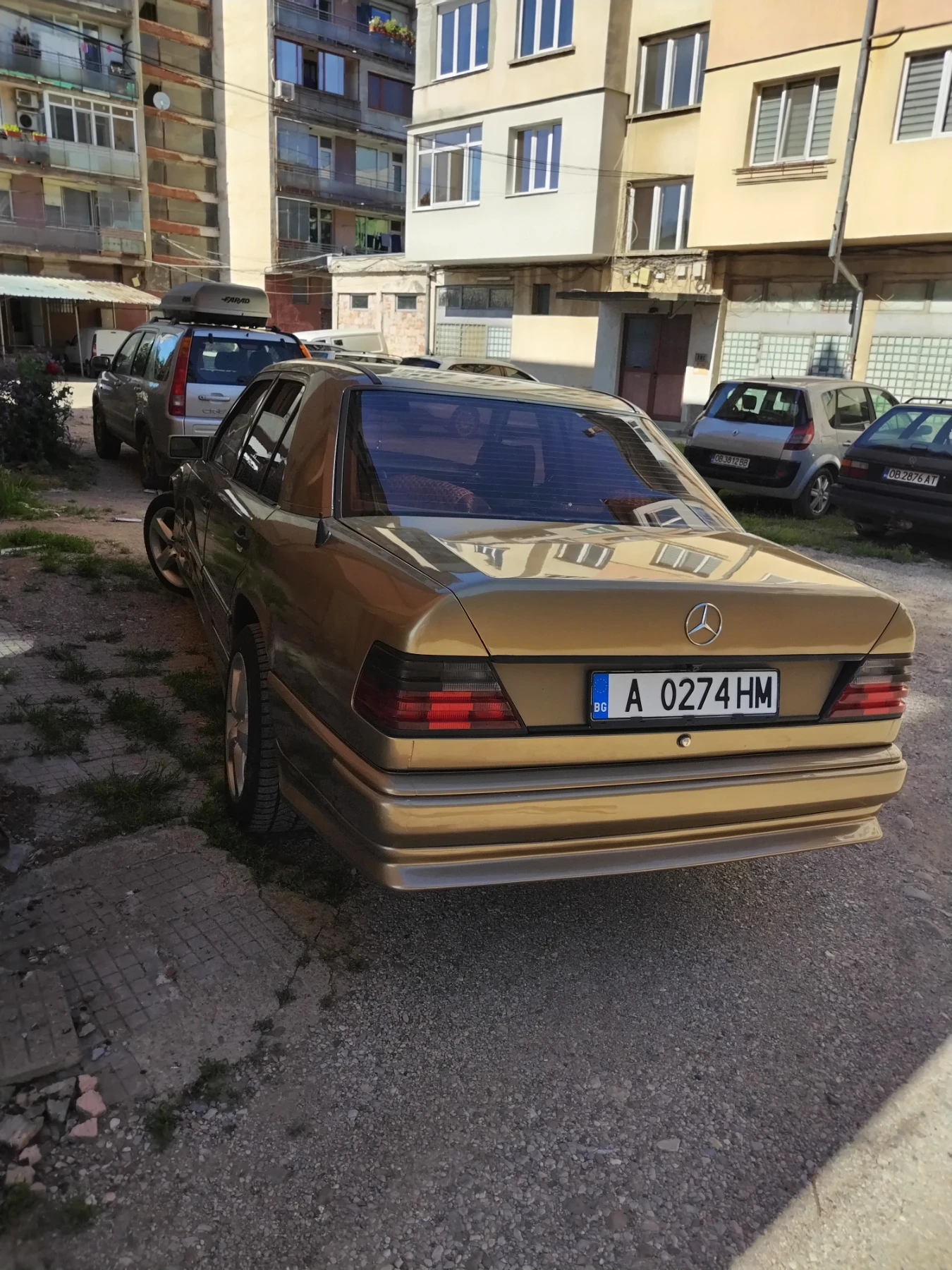 Mercedes-Benz 124, снимка 4 - Автомобили и джипове - 55180575