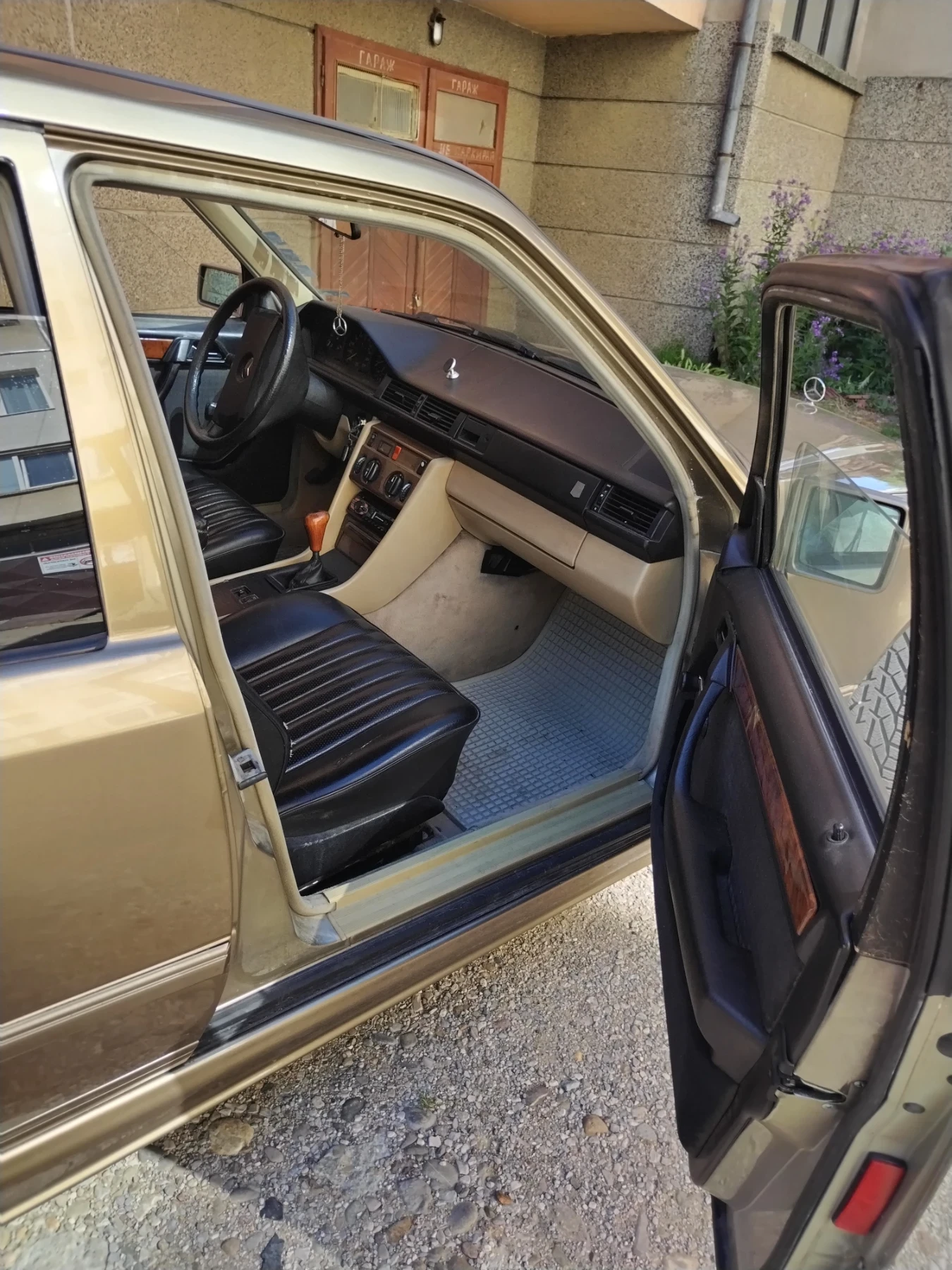 Mercedes-Benz 124, снимка 3 - Автомобили и джипове - 55180575