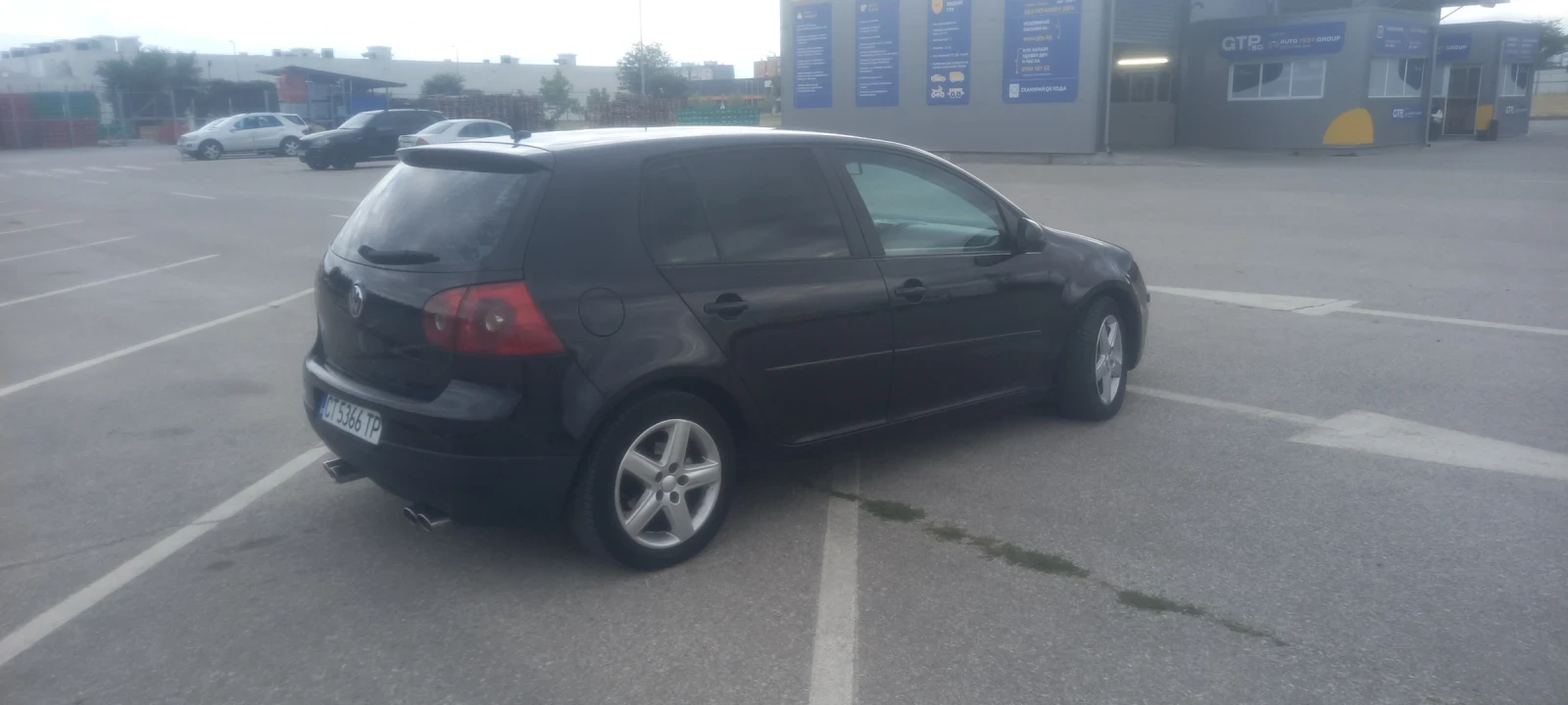 VW Golf 2.0 TDI BMM, снимка 4 - Автомобили и джипове - 56203834