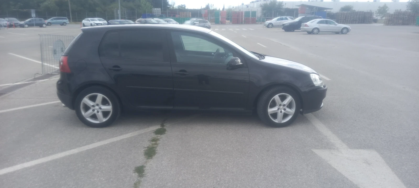 VW Golf 2.0 TDI BMM, снимка 3 - Автомобили и джипове - 56203834