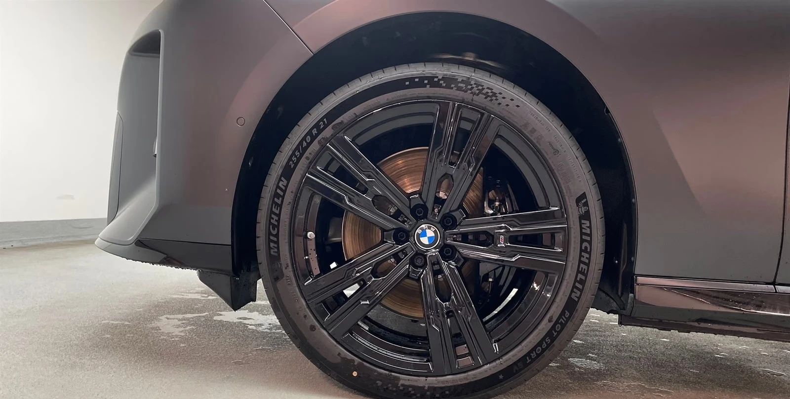 BMW i7 M70/FACE/ICONIC GLOW/M PRO/SKY/HUD/B&W/TV/CRYSTAL/ | Mobile.bg � ����������� 4