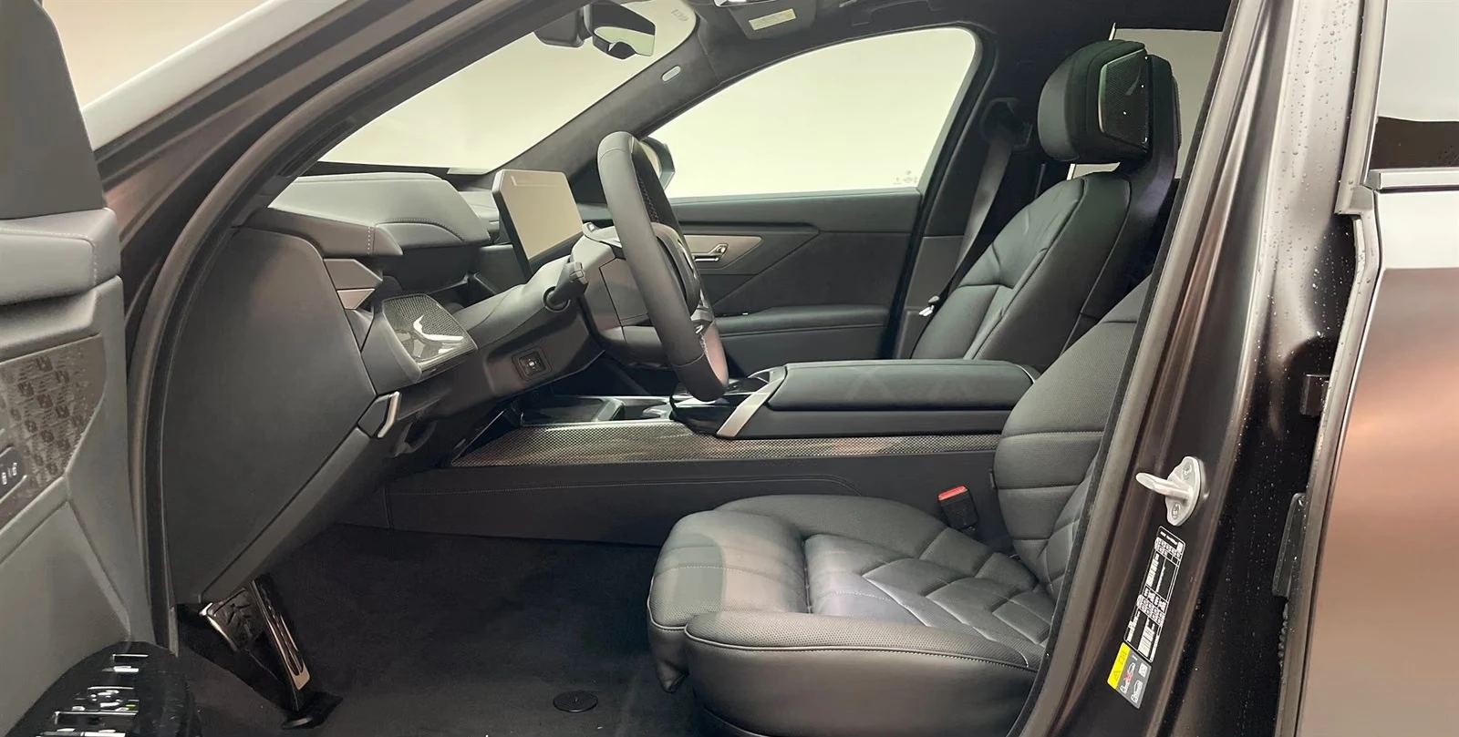 BMW i7 M70/FACE/ICONIC GLOW/M PRO/SKY/HUD/B&W/TV/CRYSTAL/ | Mobile.bg � ����������� 5