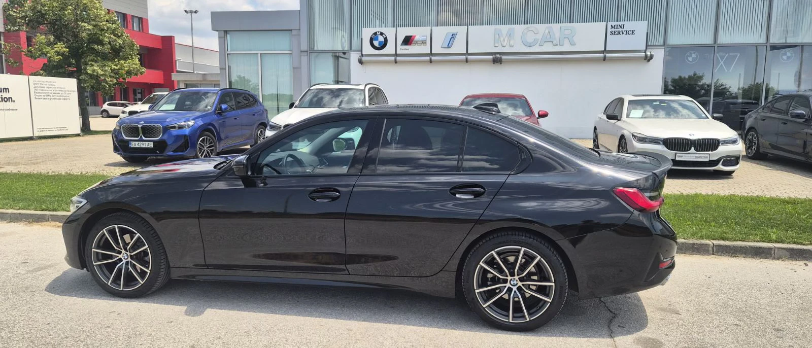 BMW 320, снимка 2 - Автомобили и джипове - 56707690