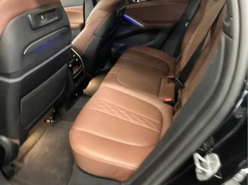BMW X6 xDrive40i * ДИСТРОНИК * HEAD-UP * ОБДУХВАНЕ , снимка 13
