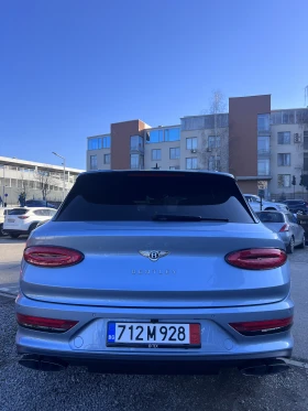 Bentley Bentayga V8 Azure, снимка 4