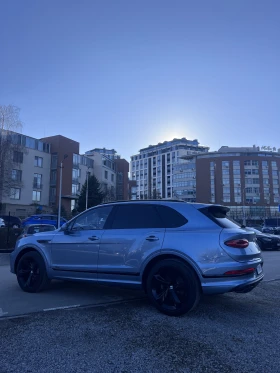 Bentley Bentayga V8 Azure, снимка 6