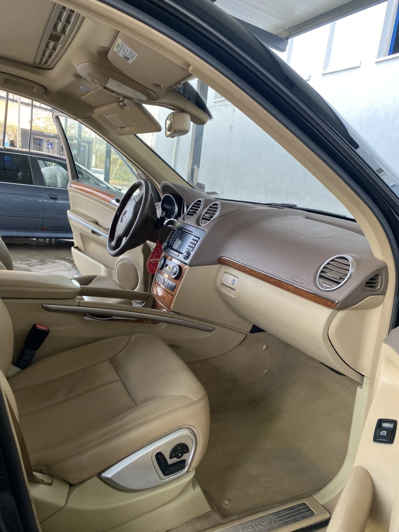 Mercedes-Benz GL 320, снимка 5 - Автомобили и джипове - 48145769