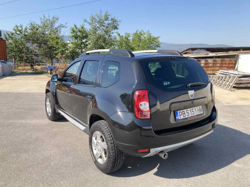 Dacia Duster, снимка 3 - Автомобили и джипове - 52275549