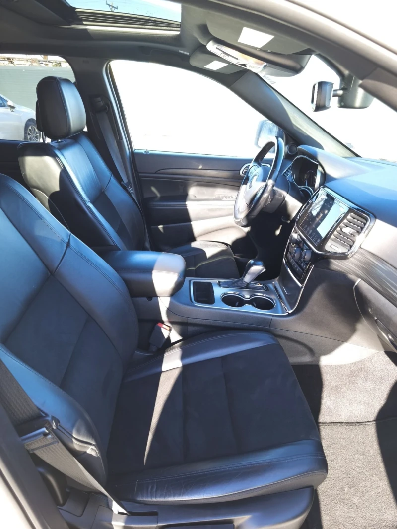 Jeep Grand cherokee Altitude 3.6 4x4, снимка 12 - Автомобили и джипове - 52928851