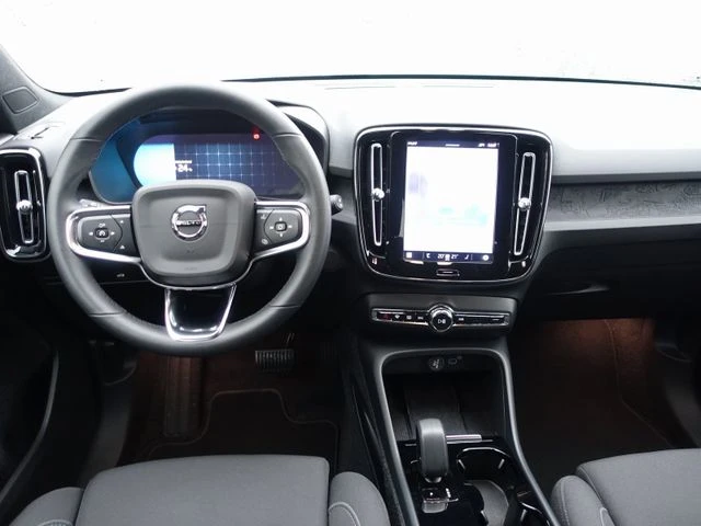 Volvo XC40 AWD Recharge Twin Motor Plus - изображение 10