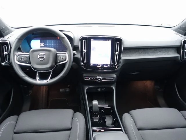 Volvo XC40 AWD Recharge Twin Motor Plus - изображение 9