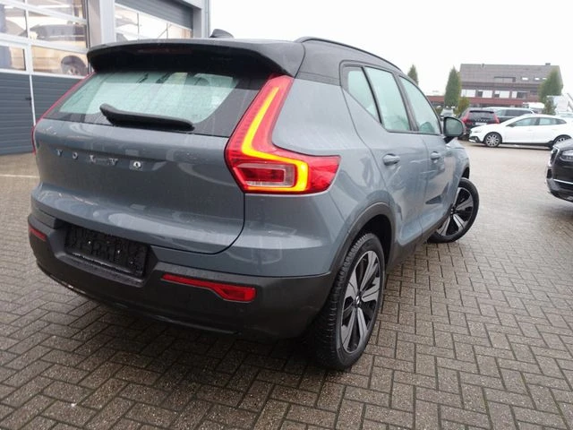 Volvo XC40 AWD Recharge Twin Motor Plus - изображение 2