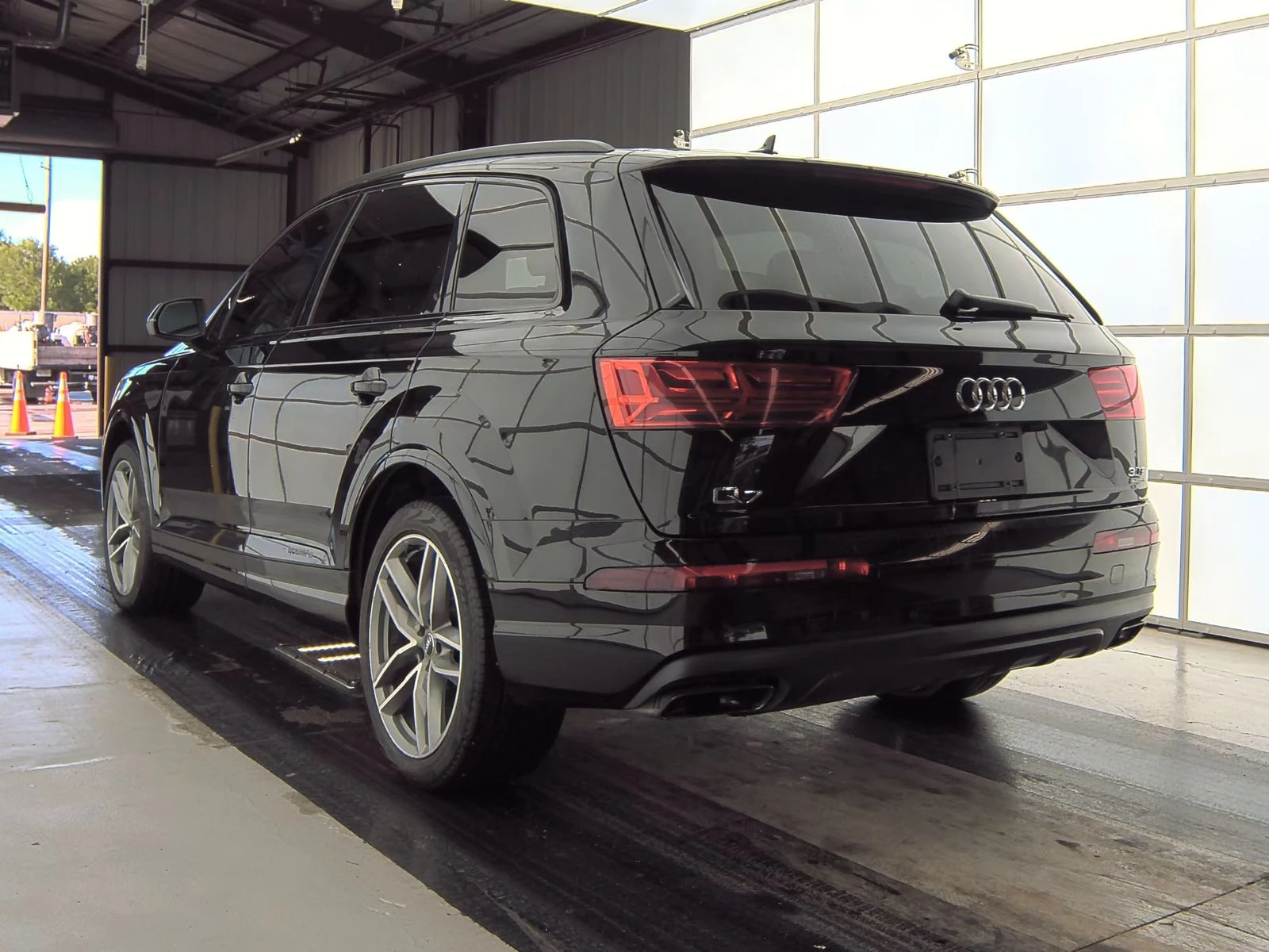 Audi Q7 PRESTIGE* MATRIX* BLACK OPTIC* BOSE* DIGITAL* ОБДУ - изображение 6