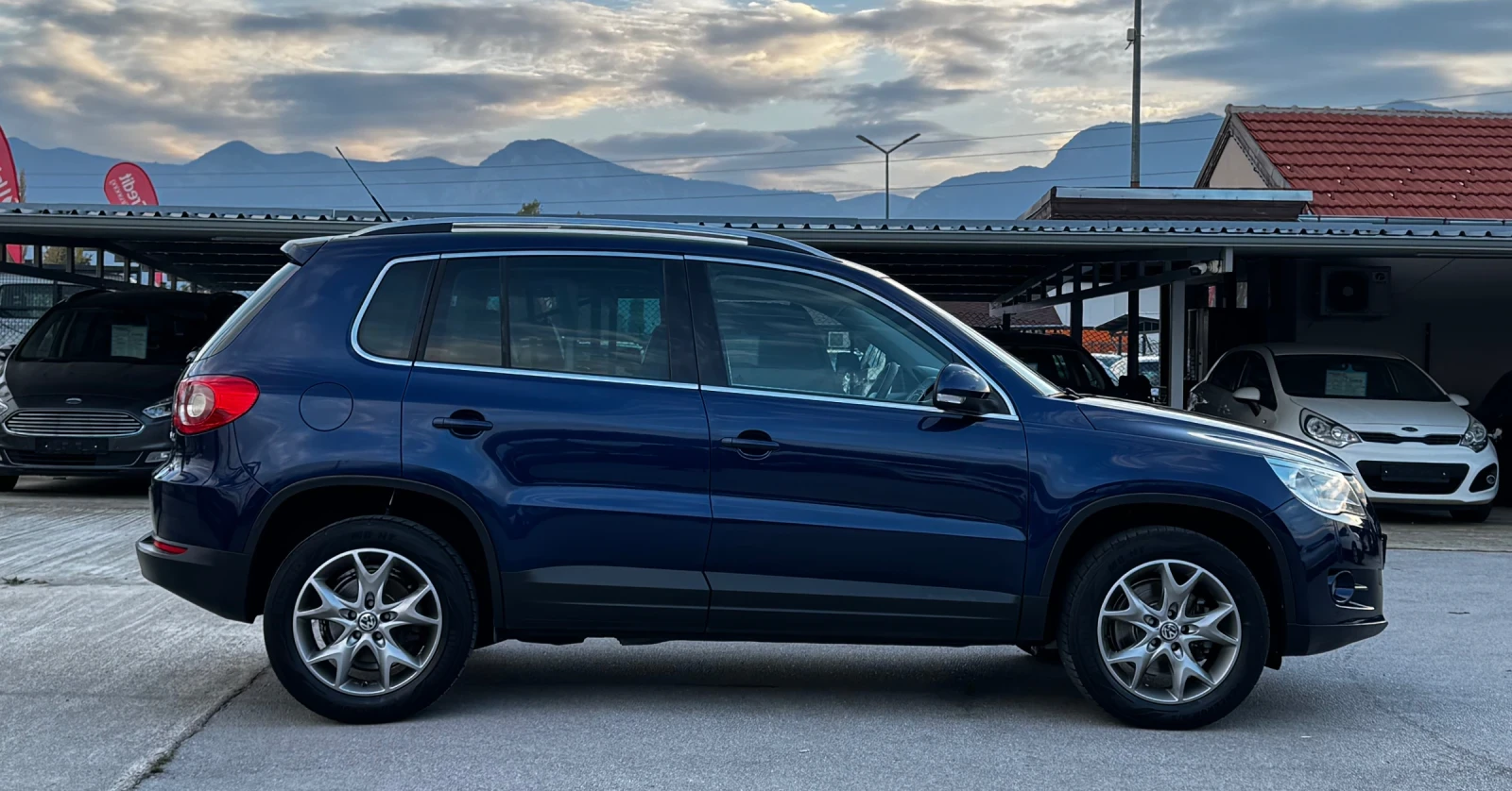 VW Tiguan 2.0TDI 4Motion ИТАЛИЯ - изображение 4