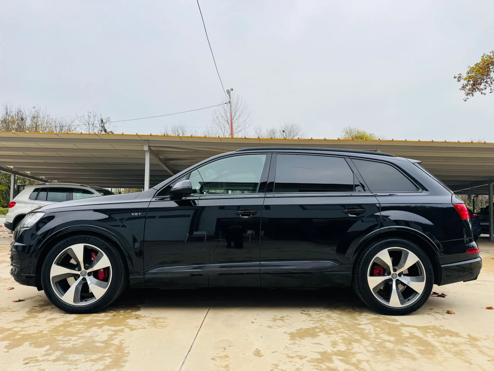 Audi SQ7 * EXCLUSIVE* CAM360* FULL MAX* DIGITAL*  - изображение 4