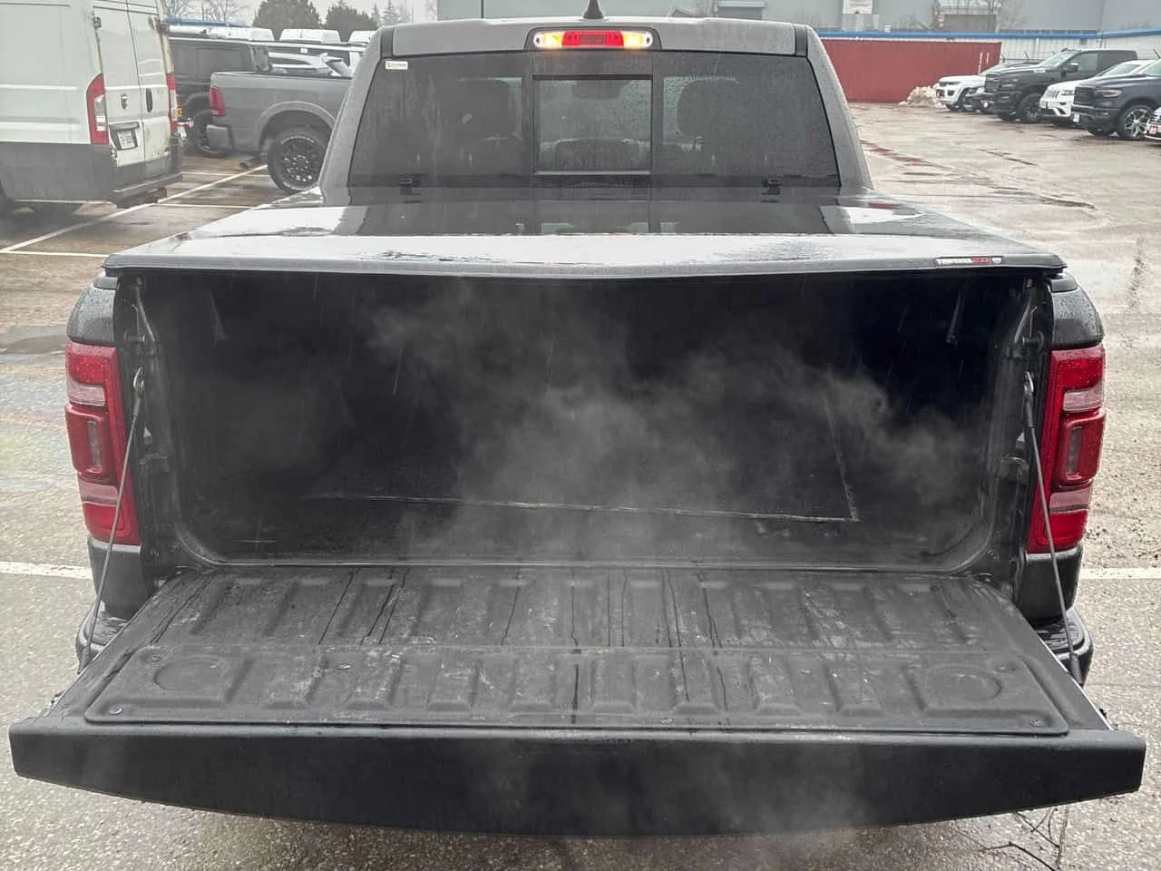 Dodge RAM 1500  Limited /360/ОБДУХВАНЕ/HARMAN KARDON, снимка 12 - Автомобили и джипове - 54015113