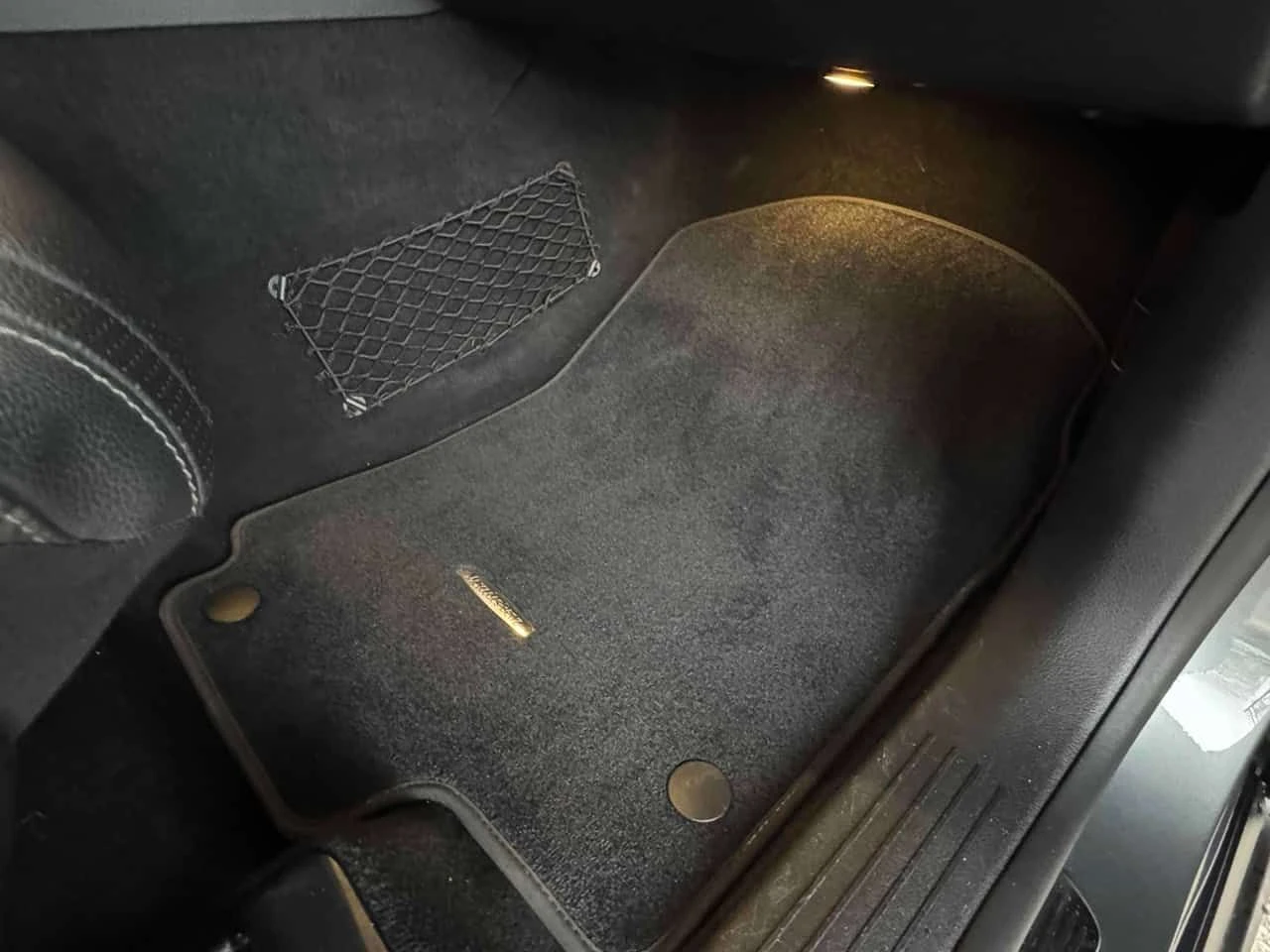 Mercedes-Benz GLE 450 * ДИСТРОНИК * 360 * BURMESTER, снимка 16 - Автомобили и джипове - 54435582