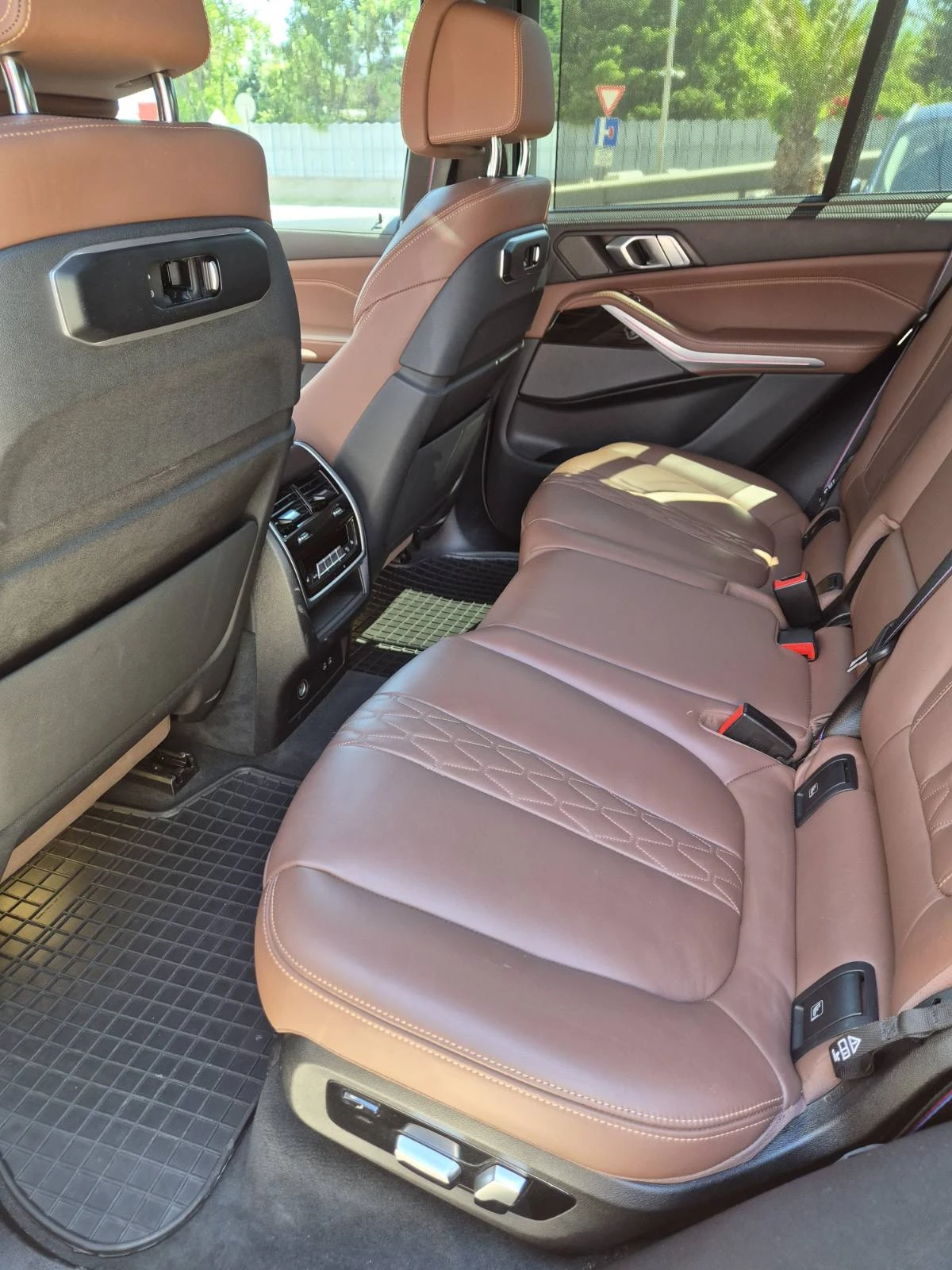 BMW X5 xDrive 40i 7 места, снимка 11 - Автомобили и джипове - 55022461