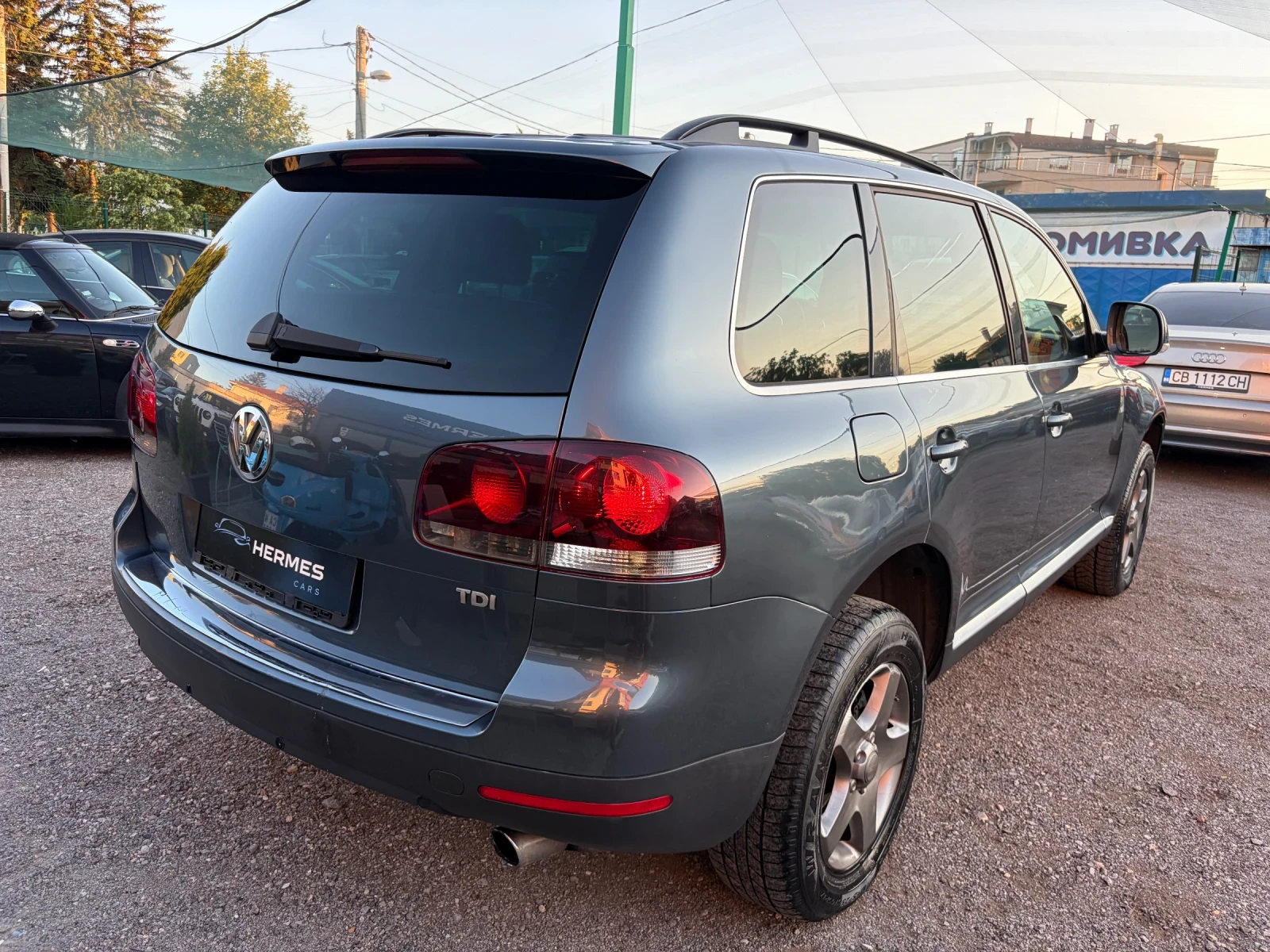 VW Touareg, снимка 4 - Автомобили и джипове - 55240440