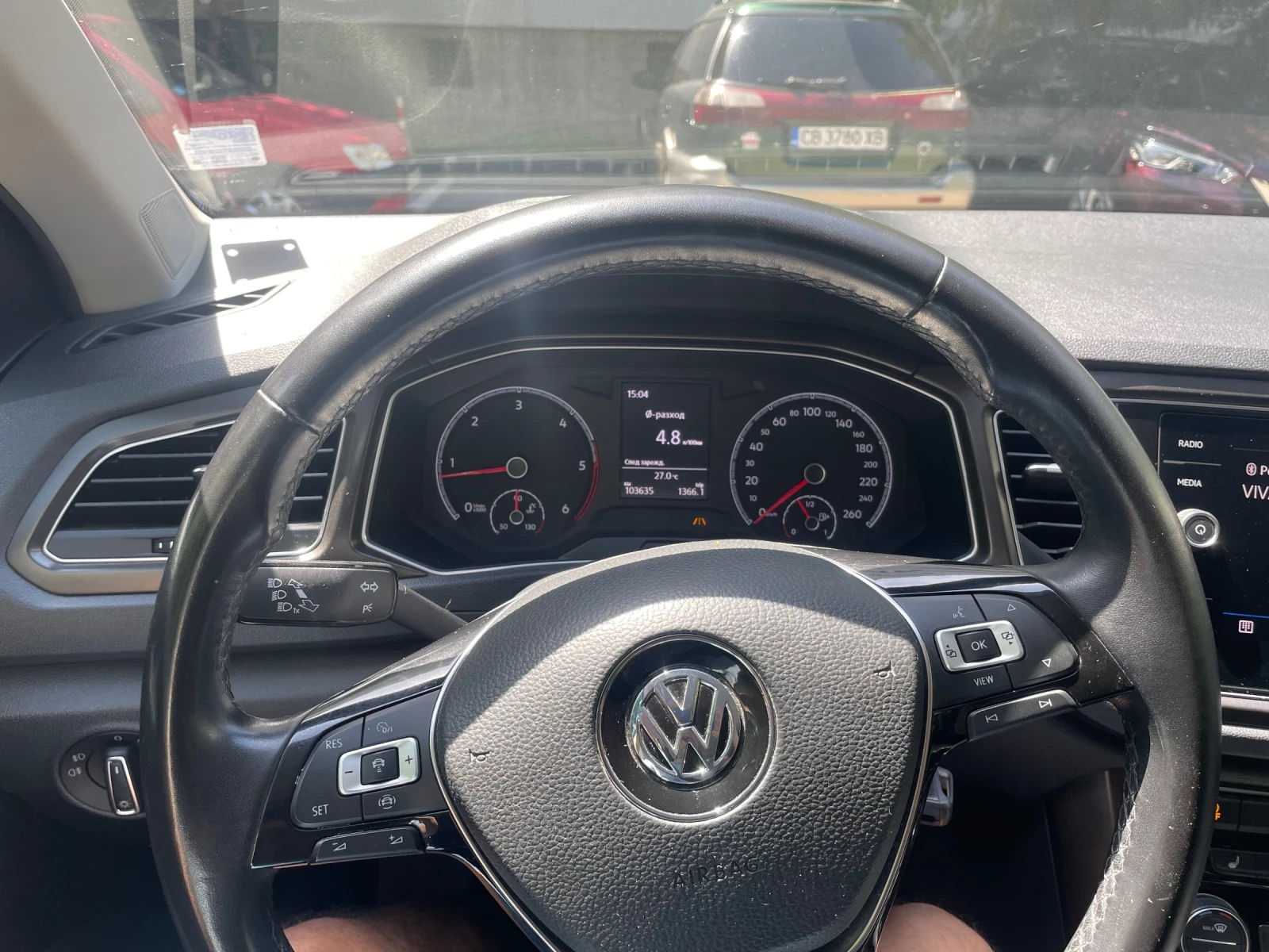 VW T-Roc, снимка 11 - Автомобили и джипове - 55307705