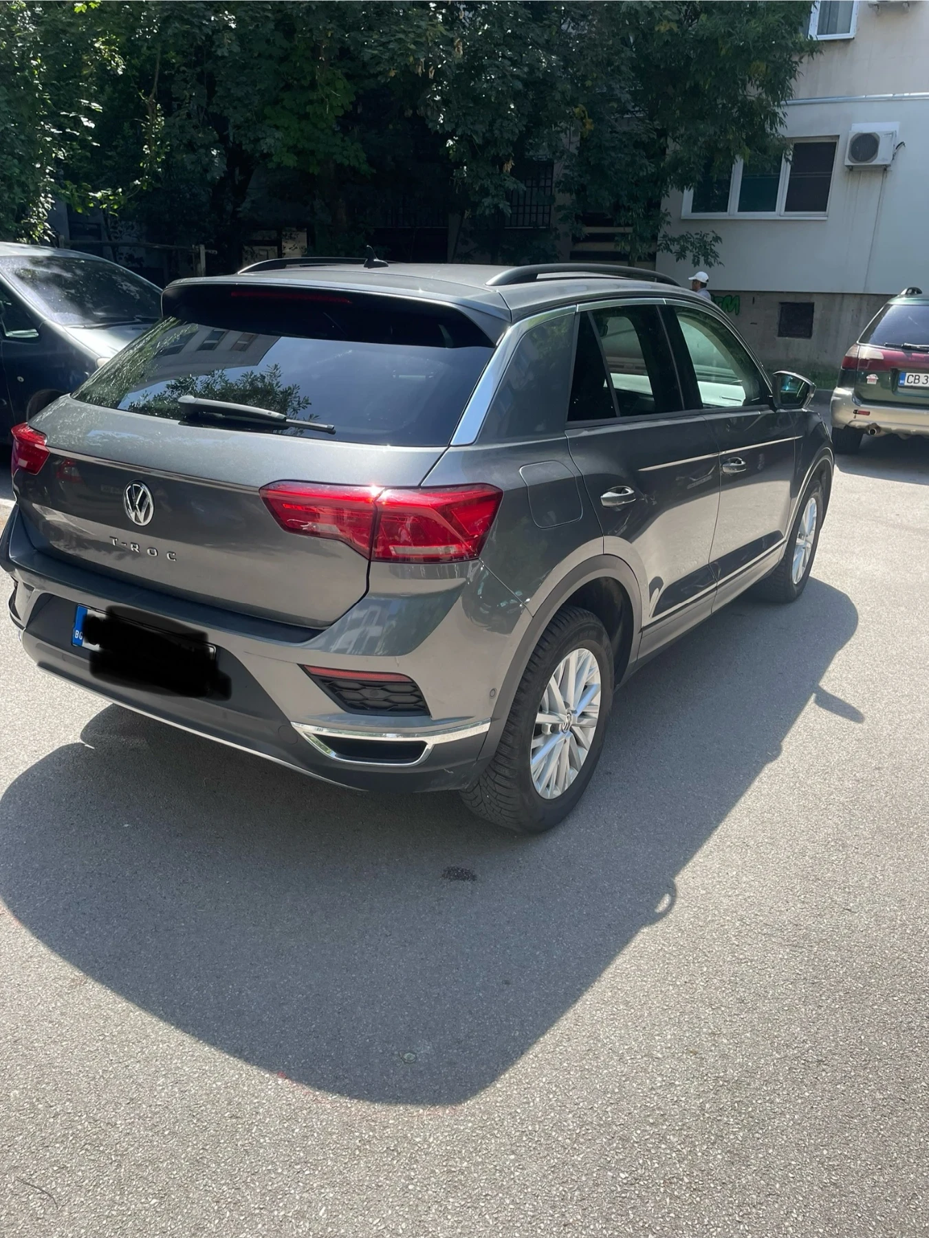 VW T-Roc, снимка 4 - Автомобили и джипове - 55307705